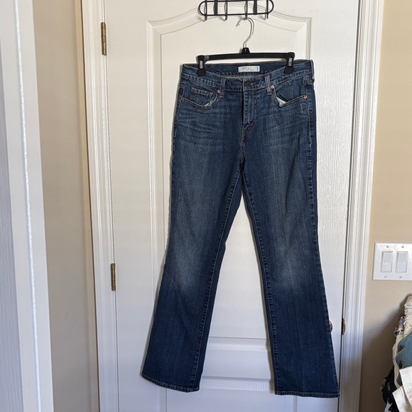 Levi's Denim - Levi's 515 Dark Blue Boot Cut Mid-Rise Slight Distressing Jeans